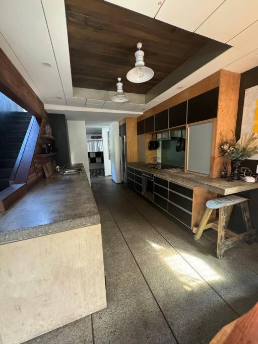 Electric Waihi Beach House - Family & Dog Friendly, Close To Beach, Pool Table, Outdoor Fire Room, Skate Ramp Bowentown Екстер'єр фото